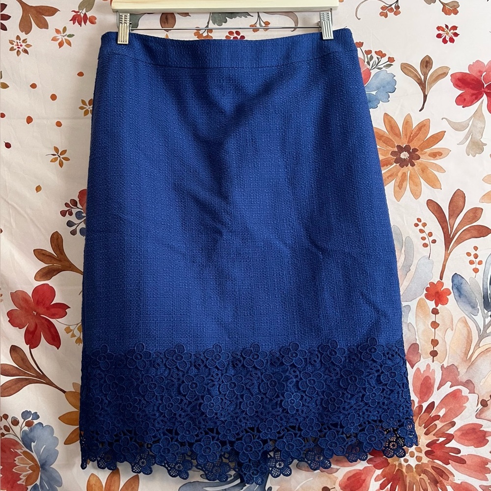 NWOT Talbots Womens 8/10 Deep Blue Woven Lace Hem Straight Preppy Fall Skirt